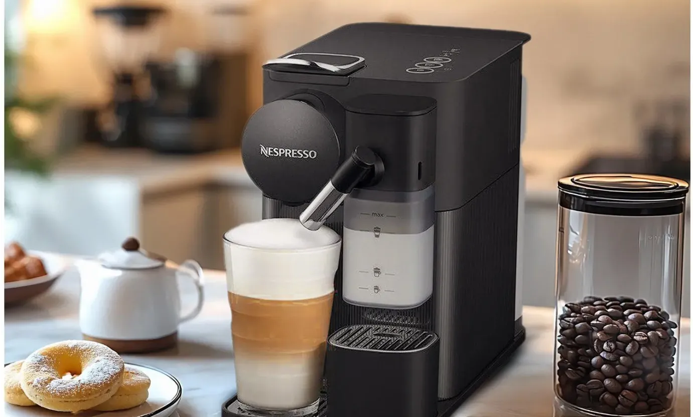 Cafeteira Nespresso Lattissima One e Creatista Plus: comparativo das melhores cafeteiras com leite da Nespresso em 2026
